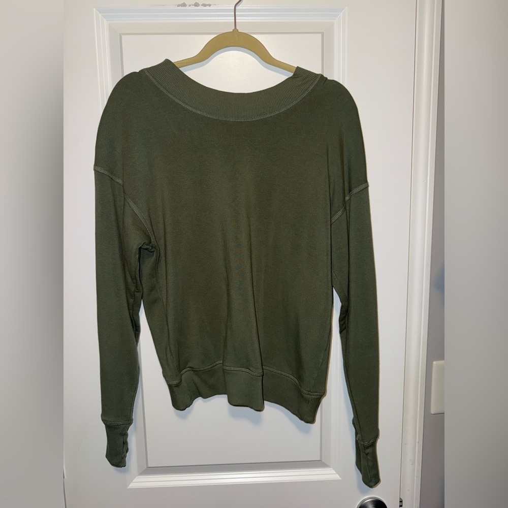 OFFLINE by Aerie Green Open Back Sweater